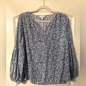 Time and Tru blue floral long sleeve, size L